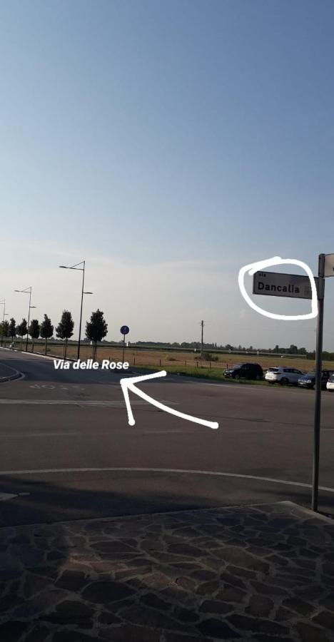 Delle Rose Apartment Ераклеа Екстер'єр фото